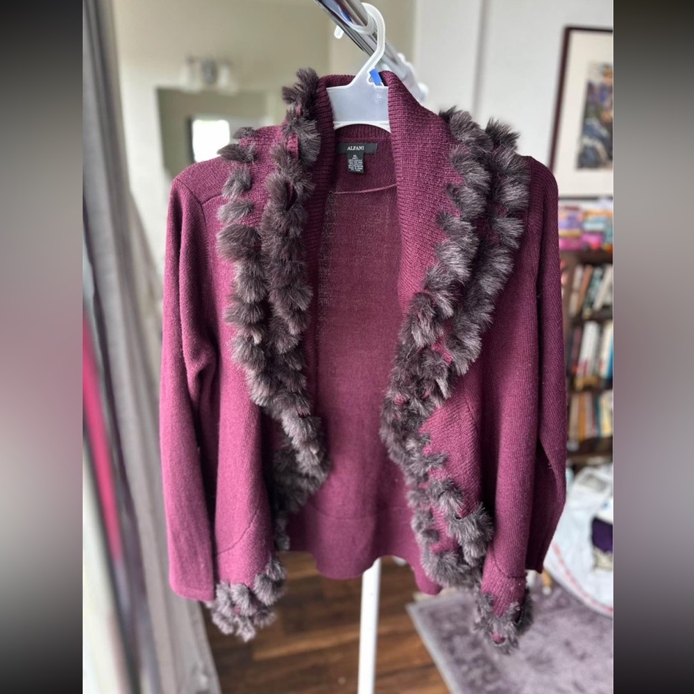 New Designer Open Sweater Burgundy Faux Fur trim